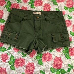 No boundaries shorts